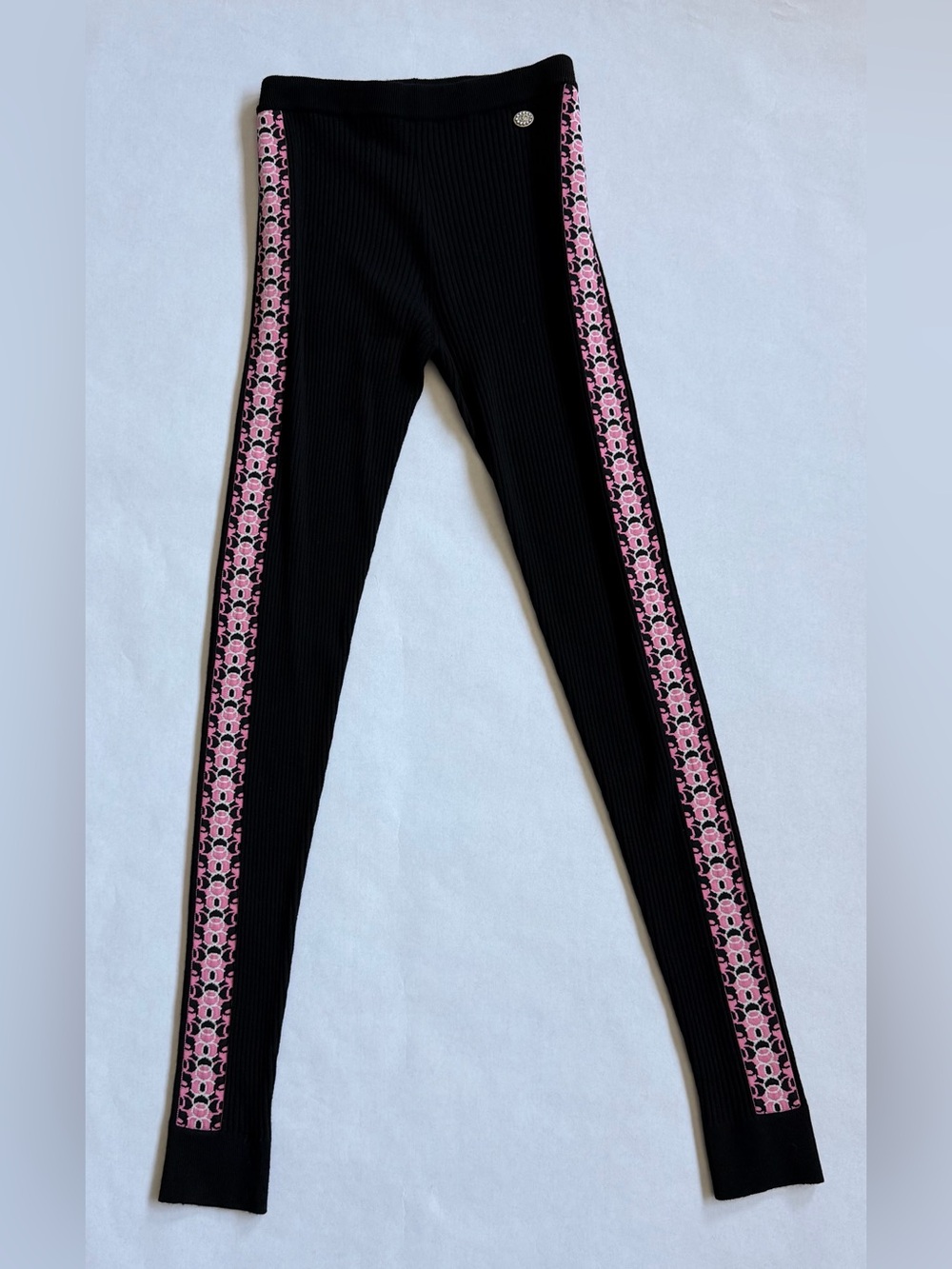 CHANEL WOOL LEGGINGS